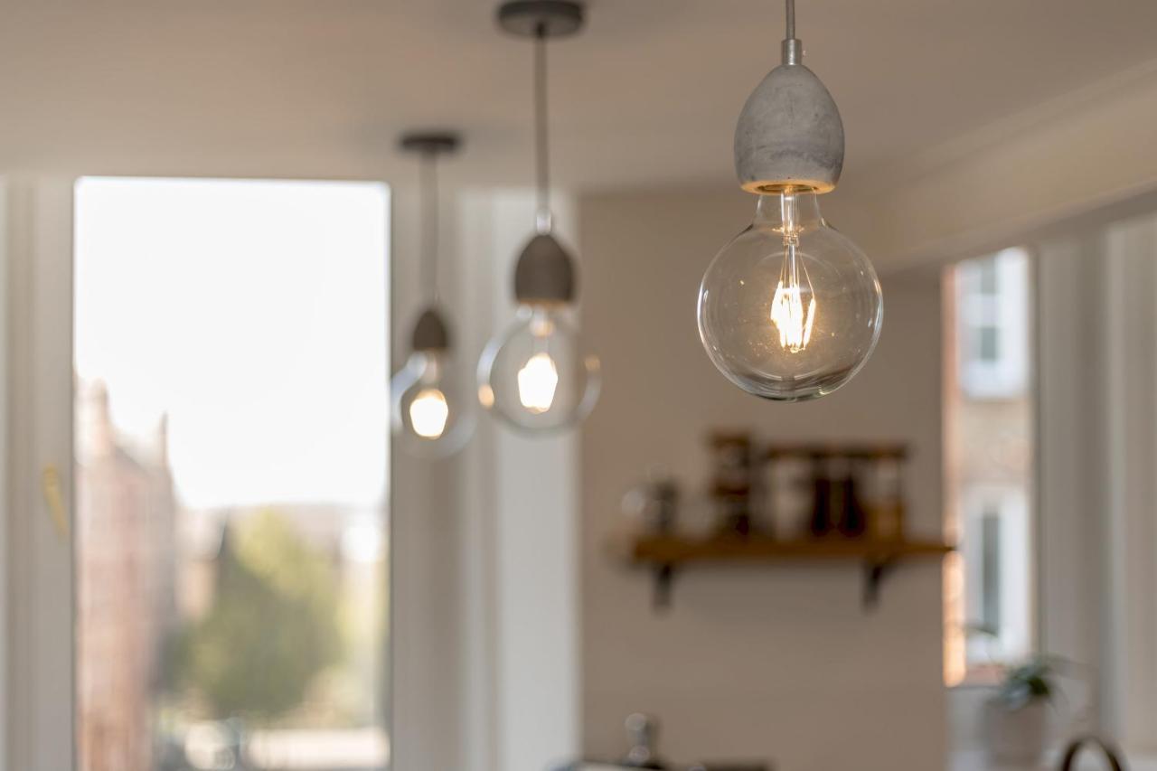 Pass The Keys Stunning 3 Bed Loft Style Apt With Free Parking EDI Buitenkant foto